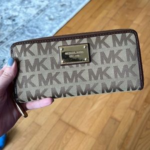 Michael Kors Women’s Wallet